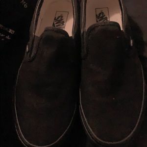 All black vans size 10.5 men’s or size 12 women’s
